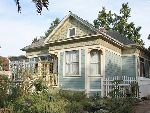 Queen Anne cottage.  Martinez, CA.